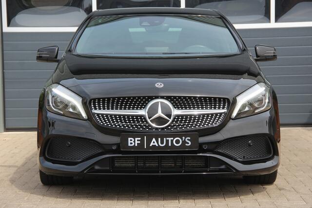 Mercedes-Benz A-KLASSE A200 AMG Line | Distronic Plus | LED | Navi | Camera | Airco | Bluetooth | Dodehoek assistent | LMV18'' Zeer nette auto