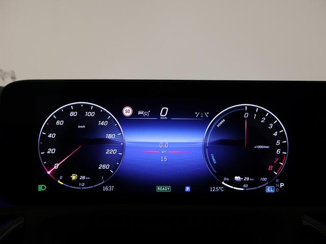 Mercedes-Benz A-KLASSE 250 e Star Edition AMG Line Plus | Nightpakket | Antidiefstalpakket URBAN GUARD PLUS | Dodehoekassistent | Extra USB-poorten | Parkeerpakket met achteruitrijcamera | KEYLESS GO |