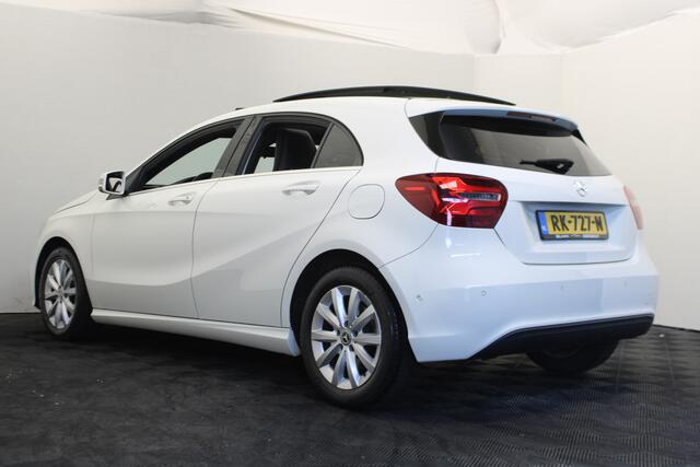 Mercedes-Benz A-KLASSE 160 Ambition |Pano|Stoelverwarming|