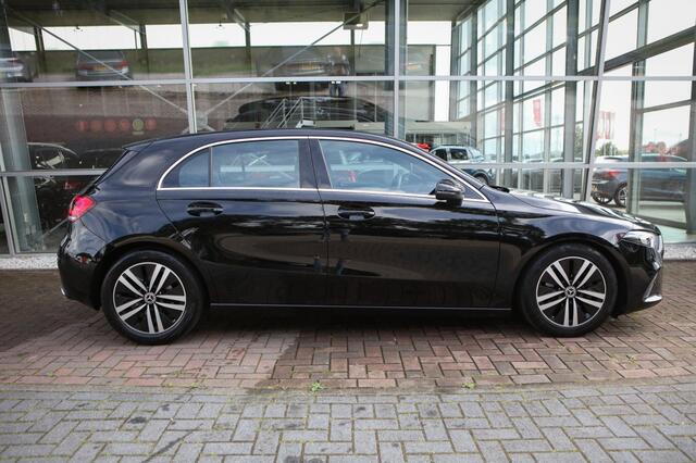 Mercedes-Benz A-KLASSE 200 Premium Plus
