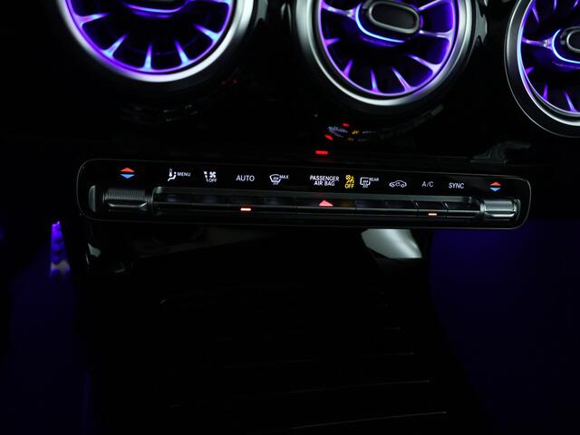 Mercedes-Benz A-KLASSE 180 AMG Line Plus LIMITED | Antidiefstalpakket URBAN GUARD PLUS | Dodehoekassistent | Parkeerpakket met 360°-camera | Extra USB-poorten | KEYLESS GO | Sfeerverlichting | Head-up display | Verwarmde stoelen vooraan |