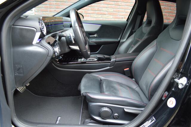 Mercedes-Benz A-KLASSE 250 e AMG Led Panorama Distronic Head-Up Camera 360 Night Keyless Pdc