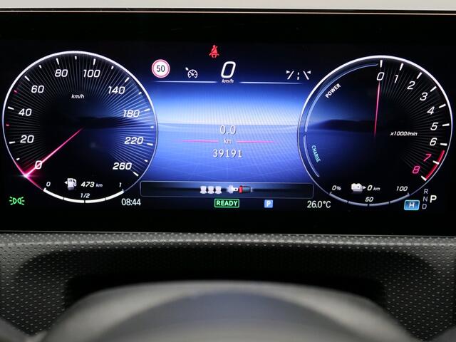 Mercedes-Benz A-KLASSE 250 e Star Edition AMG Line AMG Line | Sfeerverlichting |Achteruitrijcamera | Apple CarPlay, Inclusief 24 maanden MB Certified garantie voor Europa.