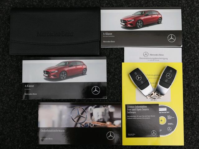 Mercedes-Benz A-KLASSE 250 e Star Edition AMG Line AMG Line | Sfeerverlichting |Achteruitrijcamera | Apple CarPlay, Inclusief 24 maanden MB Certified garantie voor Europa.