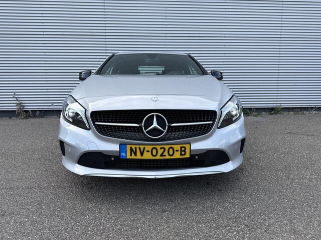 Mercedes-Benz A-KLASSE 180 Prestige AMG Automaat Leer Led Camera PDC Navi