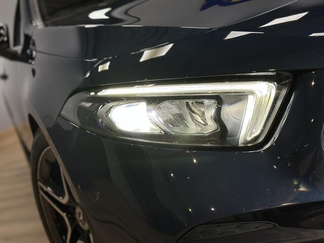 Mercedes-Benz A-KLASSE 180 Business Solution AMG Line | Panorama | LED | Camera | Sfeer | Apple Carplay | Widescreen | DAB | Cruise Control | Apple Carplay | Isofix |