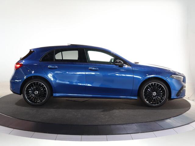 Mercedes-Benz A-KLASSE 250e Star Edition AMG Line | Panoramaschuifdak | Night | 19 inch AMG-velgen | Achteruitrijcamera