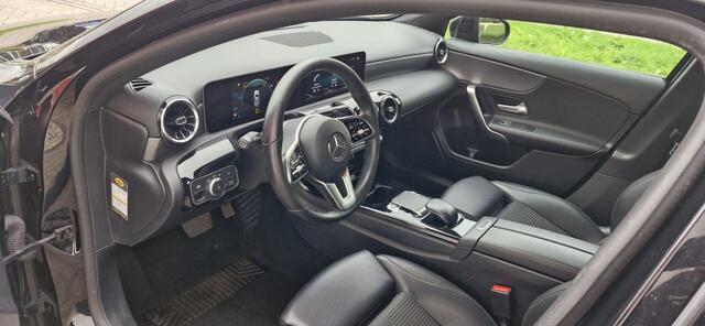Mercedes-Benz A-KLASSE 180 Advantage