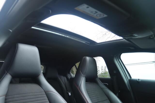 Mercedes-Benz A-KLASSE AMG 45 4MATIC 381PK | PANO | CARPLAY | HARMAN/KARDON | LED | CAMERA | CRUISE | CLIMATE