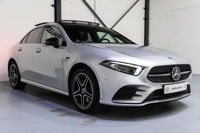 Mercedes-Benz A-KLASSE 250 e Business Solution AMG Limited PANO/MEMORY/AMG/NAP/BTW/DEALEROH