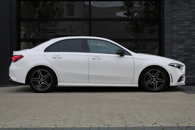 Mercedes-Benz A-KLASSE 180 Business Solution AMG | NAP | PANO/SCHUIFDAK | AMG-LINE | ALARM KLASSE 3 | CAMERA |