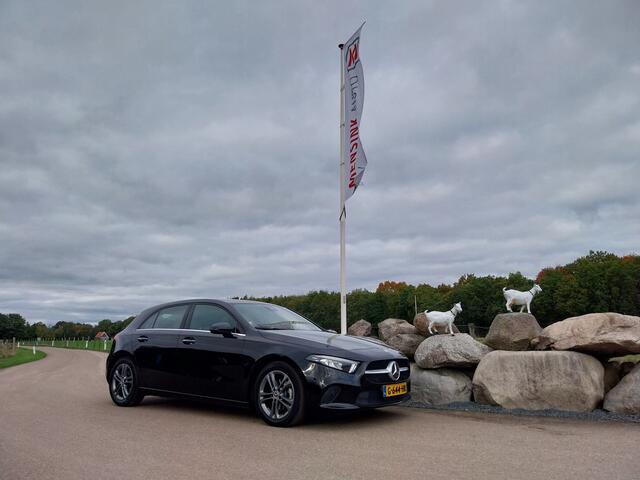 Mercedes-Benz A-KLASSE 180 d AUTOMAAT 1e EIGENAAR WIDESCREEN CAMERA PARK ASSIST HALF LEER LED NAVI CRUISE ECC