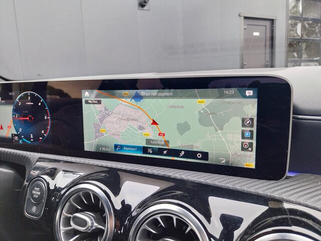 Mercedes-Benz A-KLASSE 180 d AUTOMAAT 1e EIGENAAR WIDESCREEN CAMERA PARK ASSIST HALF LEER LED NAVI CRUISE ECC