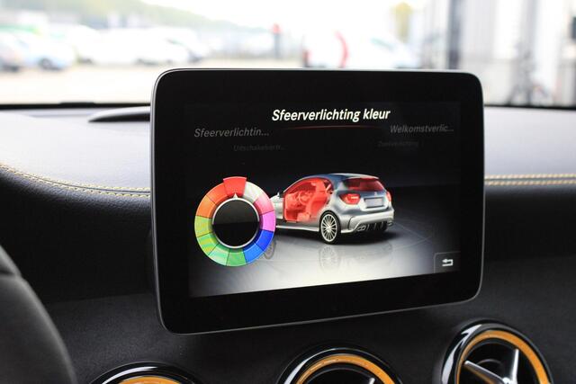 Mercedes-Benz A-KLASSE AMG 45 4M Yellow Night Edition Memory | Schaalstoelen | Camera | 1e Eigenaar | Dealer Onderhouden | Sfeerverlichting | HarmanKardon