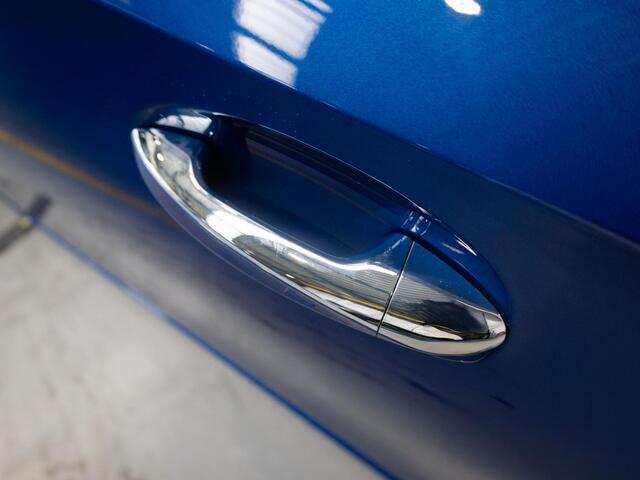 Mercedes-Benz A-KLASSE Hatchback 180 Star Edition AMG Line Panorama dak