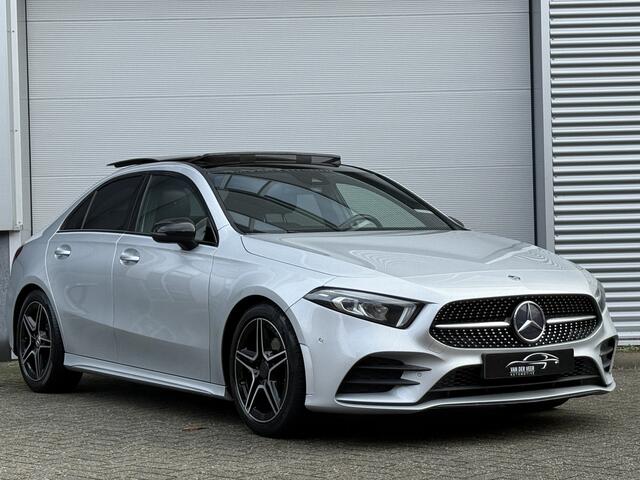 Mercedes-Benz A-KLASSE 200 Launch Edition Premium | AMG Line | Panoramadak | LED Performance