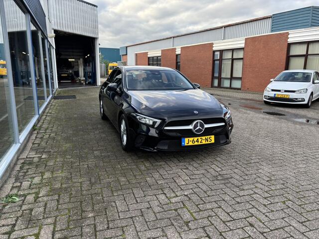 Mercedes-Benz A-KLASSE 160 Business Solution