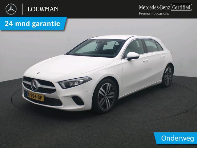 Mercedes-Benz A-KLASSE 180 Business Solution Luxury Sfeerverlichting | Achteruitrijcamera | Ledkoplampen | Stoelverwarming | MBUX Augmented reality voor navigatie. Inclusief 24 maanden MB Certified garantie voor Europa.