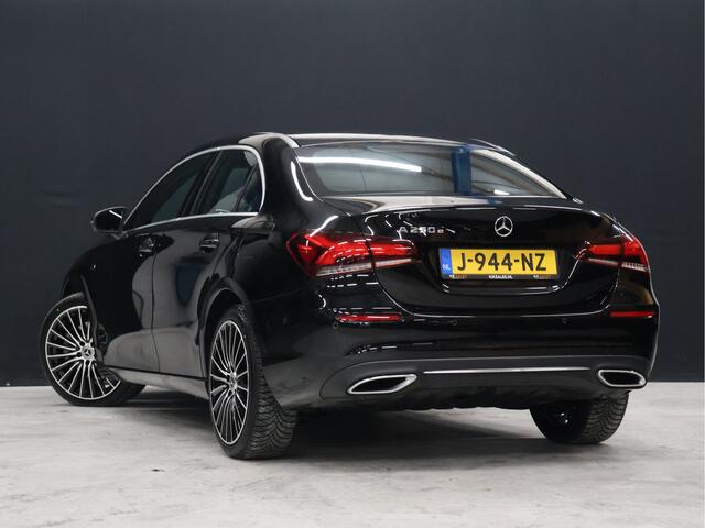 Mercedes-Benz A-KLASSE 250 e Business Solution Luxury Limited [SFEERVERLICHTING, CAMERA, VOL LEDER, PDC V+A, STOELVERWARMING, BLUETOOTH, CRUISE, CLIMATE, NIEUWSTAAT]