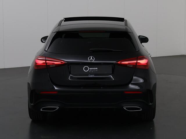 Mercedes-Benz A-KLASSE 180 Business Solution AMG | Panoramadak | Multibeam led | Nightpakket | Sfeerverlichting |
