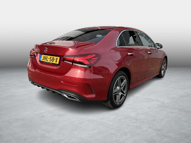 Mercedes-Benz A-KLASSE 250 e AMG Line Head-up display |Panoramadak |Keyless Entry |Distronic |Dodehoekassistent |Stoelverwarming |360 graden camera| Carplay