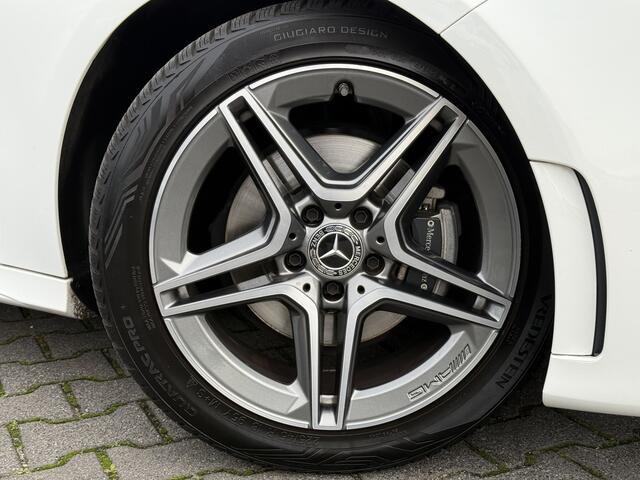 Mercedes-Benz A-KLASSE 200 Business Solution AMG | Pano | Camera | LED | MBUX | 18 inch