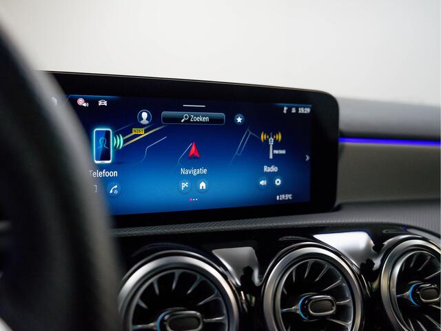 Mercedes-Benz A-KLASSE 250 e AMG Line | Pano | Memory | Keyless Go | Carplay