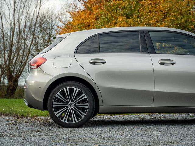 Mercedes-Benz A-KLASSE 250 e Premium Plus