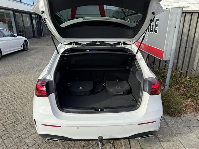 Mercedes-Benz A-KLASSE 250 e AMG Line 18"/Panoramadak/Trekhaak/Head-up/Memory l+r/Matrix LED/360 camera/Keyless/Dodehoek/Apple Carplay & Android Auto