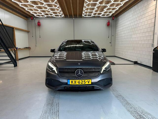Mercedes-Benz A-KLASSE 180 AMG Night Edition Plus PANO/AMG/CAMERA