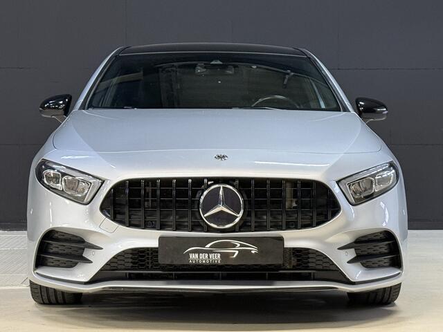 Mercedes-Benz A-KLASSE 220 4MATIC Premium | Panoramadak | Sfeerverlichting | Camera