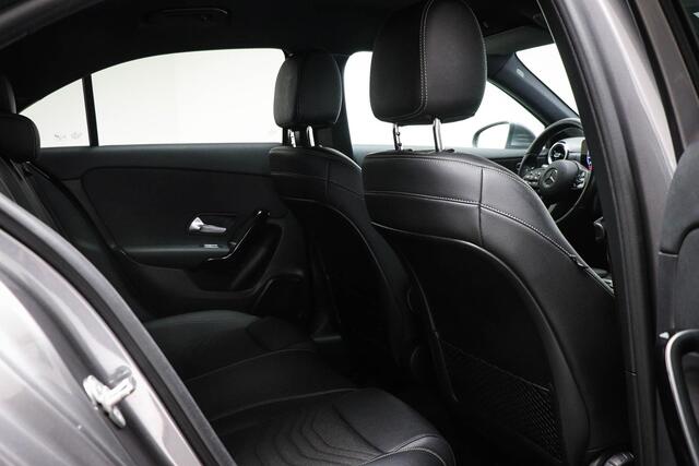 Mercedes-Benz A-KLASSE 200 Business Solution | PLUS PACK | HALF LEDER | STOELVERWARMING | APPLE | CAMERA