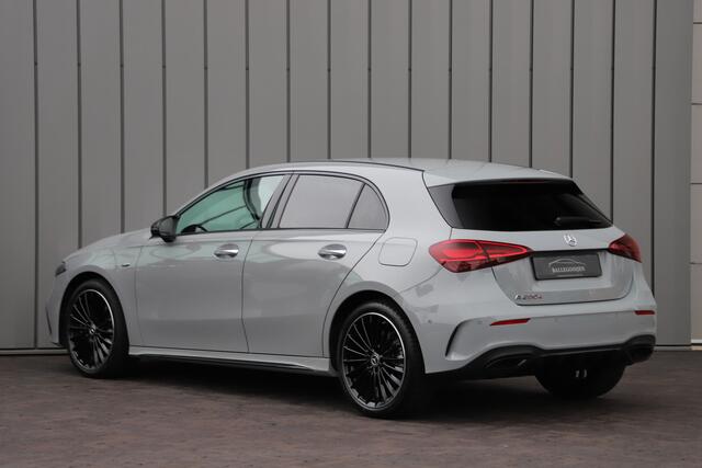 Mercedes-Benz A-KLASSE 250e AMG | 218PK | Keyless-go | Sfeerverlichting | Widescreen | Stuurwielverw. | ACC | Standkachel | 2025.