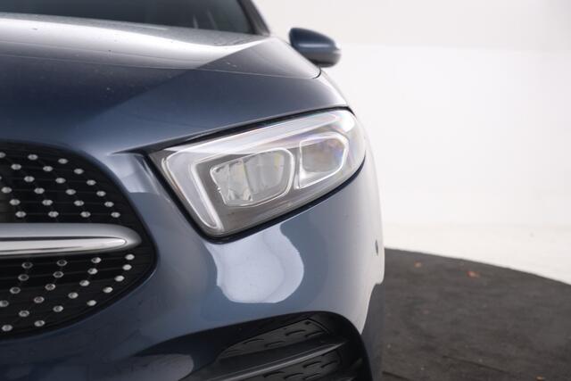 Mercedes-Benz A-KLASSE 200 Business Solution AMG Upgrade Automaat, Panorama,