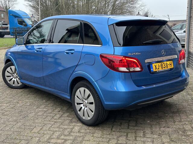 Mercedes-Benz B-KLASSE 250 e Ambition 28kWh Navi Clima