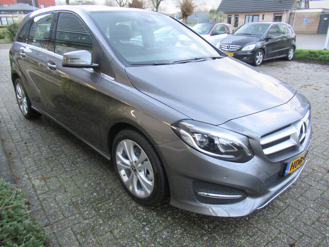 Mercedes-Benz B-KLASSE 200 Ambition/Automaat