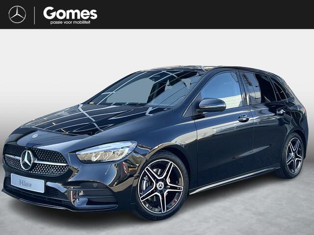 Mercedes-Benz B-KLASSE 180 Star Edition AMG LIMITED | Night Pakket | Panoramadak | Trekhaak | Apple CarPlay | Android Auto | Sfeerverlichting | Stoelverwarming | Achteruitrijcamera | Elektrisch inklapbare buitenspiegels