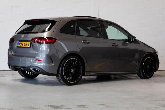 Mercedes-Benz B-KLASSE 180 Star Edition AMG Line Panorama dak | Trekhaak
