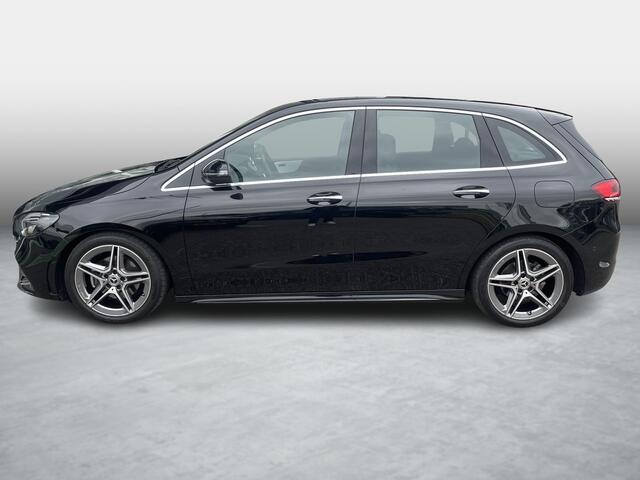 Mercedes-Benz B-KLASSE 180 AMG Line | Achteruitrijcamera | Widescreen | Stoelverwarming