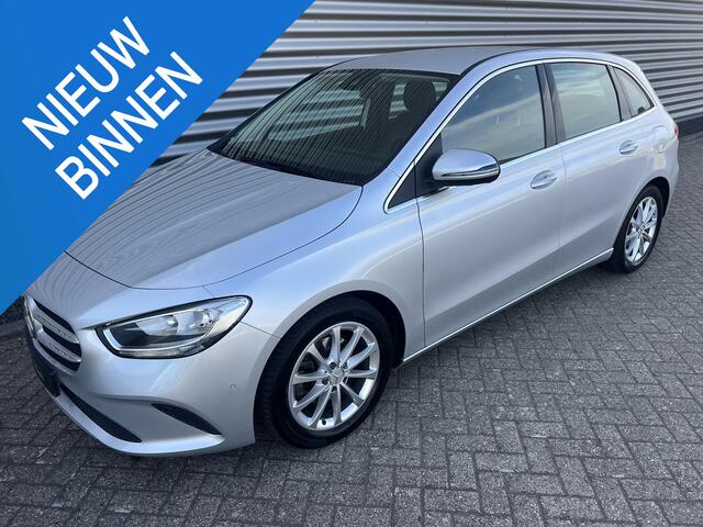 Mercedes-Benz B-KLASSE 180 Automaat Trekhaak Widescreen