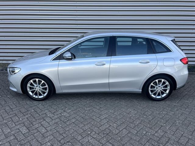 Mercedes-Benz B-KLASSE 180 Automaat Trekhaak Widescreen