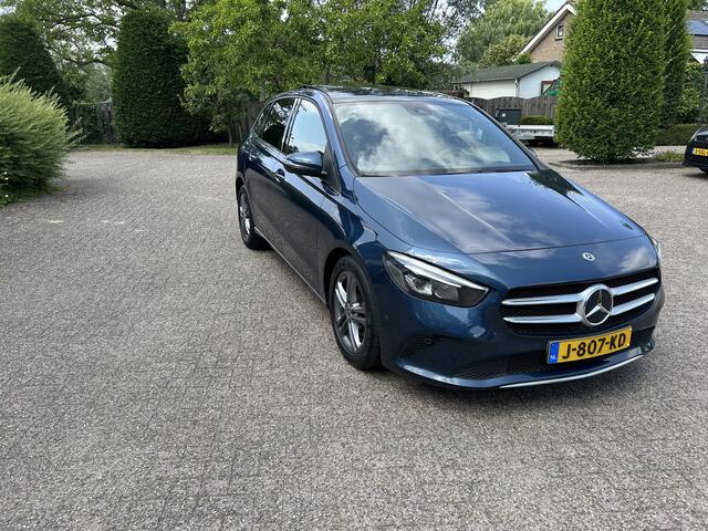 Mercedes-Benz B-KLASSE 180 Advantage Automaat Panoramadak