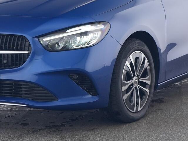 Mercedes-Benz B-KLASSE 250 e Face Lift Plug-In Hybride Trekhaak | Ledkoplampen | Stuur en Stoelverwarming | 11kW Laden | Achteruitrijcamera. Inclusief 48 maanden MB Certified garantie voor Europa.