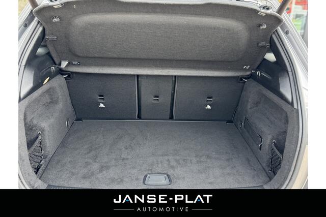 Mercedes-Benz B-KLASSE 180 AUT Business Solution | Camera | Elektrische achterklep | NL-AUTO