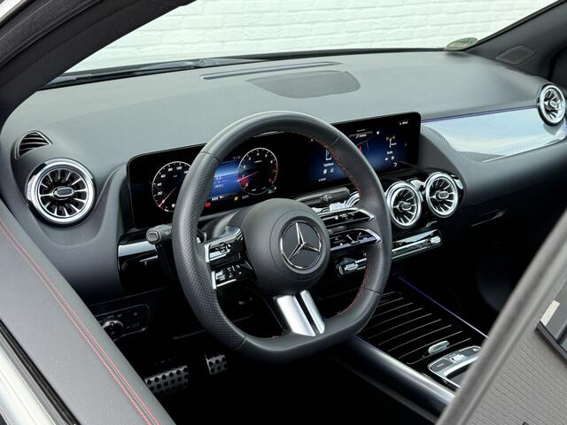 Mercedes-Benz B-KLASSE 200 AMG Line | Pano | Trekhaak | Memory | Camera | LED | DAB+