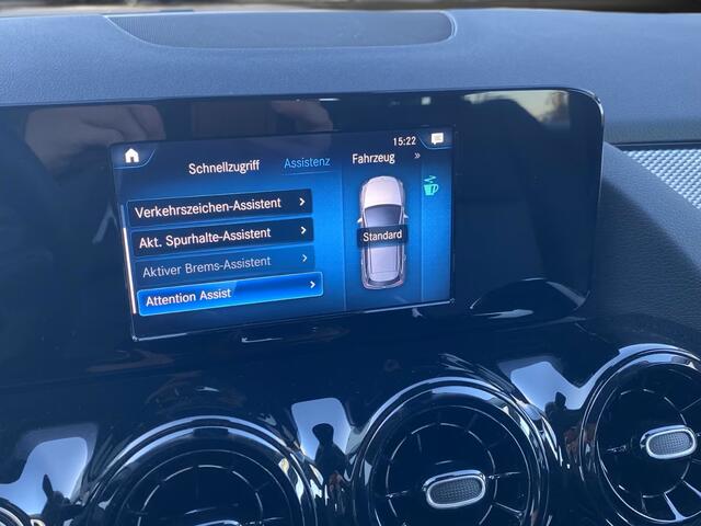 Mercedes-Benz B-KLASSE 250 e Business ** APPLE/ANDROID - NAVI - HALF-LEDER - SPOORASS - CRUISE ** 1e EIG - UNFALLFREI ** ** INFORMEER OOK NAAR ONZE AANTREKKELIJKE FINANCIAL-LEASE TARIEVEN **