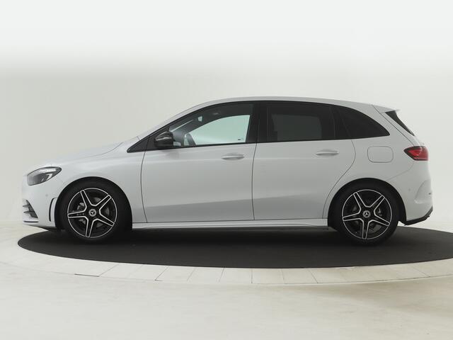 Mercedes-Benz B-KLASSE 180 Star Edition AMG Line | Nightpakket | Premium pakket | EASY PACK achterklep | USB-pakket plus | MBUX augmented reality voor navigatie | Sfeerverlichting | Zitcomfortpakket |