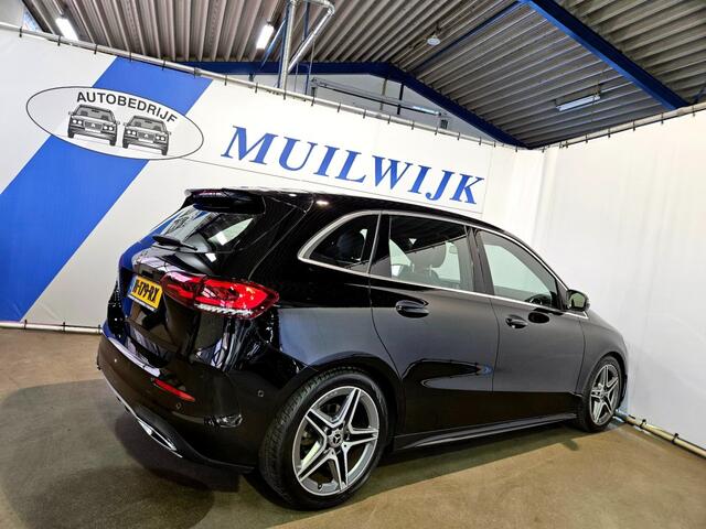 Mercedes-Benz B-KLASSE 180 Business Solution AMG / Widescreen / NL Auto