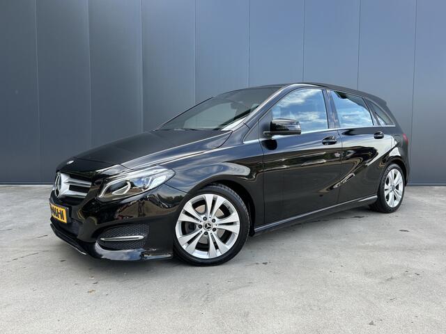 Mercedes-Benz B-KLASSE 180 AUTOMAAT Prestige CAMERA XENON NAVI CRUISE ECC