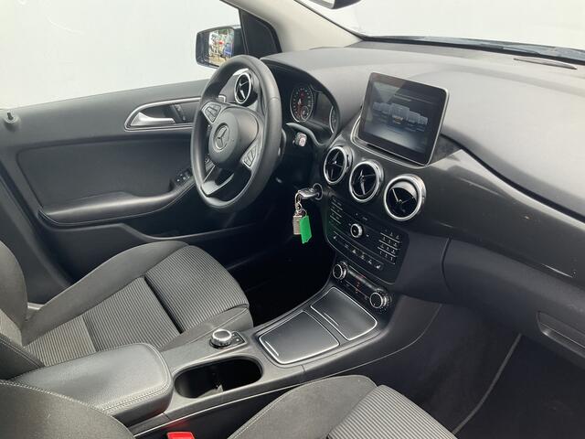 Mercedes-Benz B-KLASSE 180 Prestige Automaat Leer Navi Hoge zit